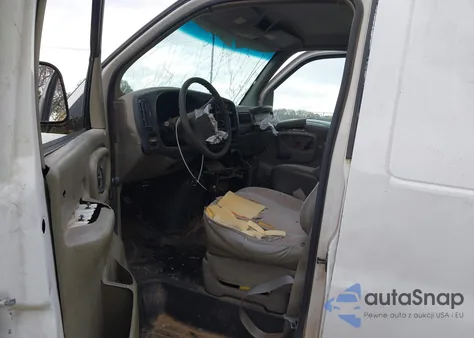 2000 GMC Savana Standard z USA, uszkodzony, nr VIN 1GTHG39R2Y1231599